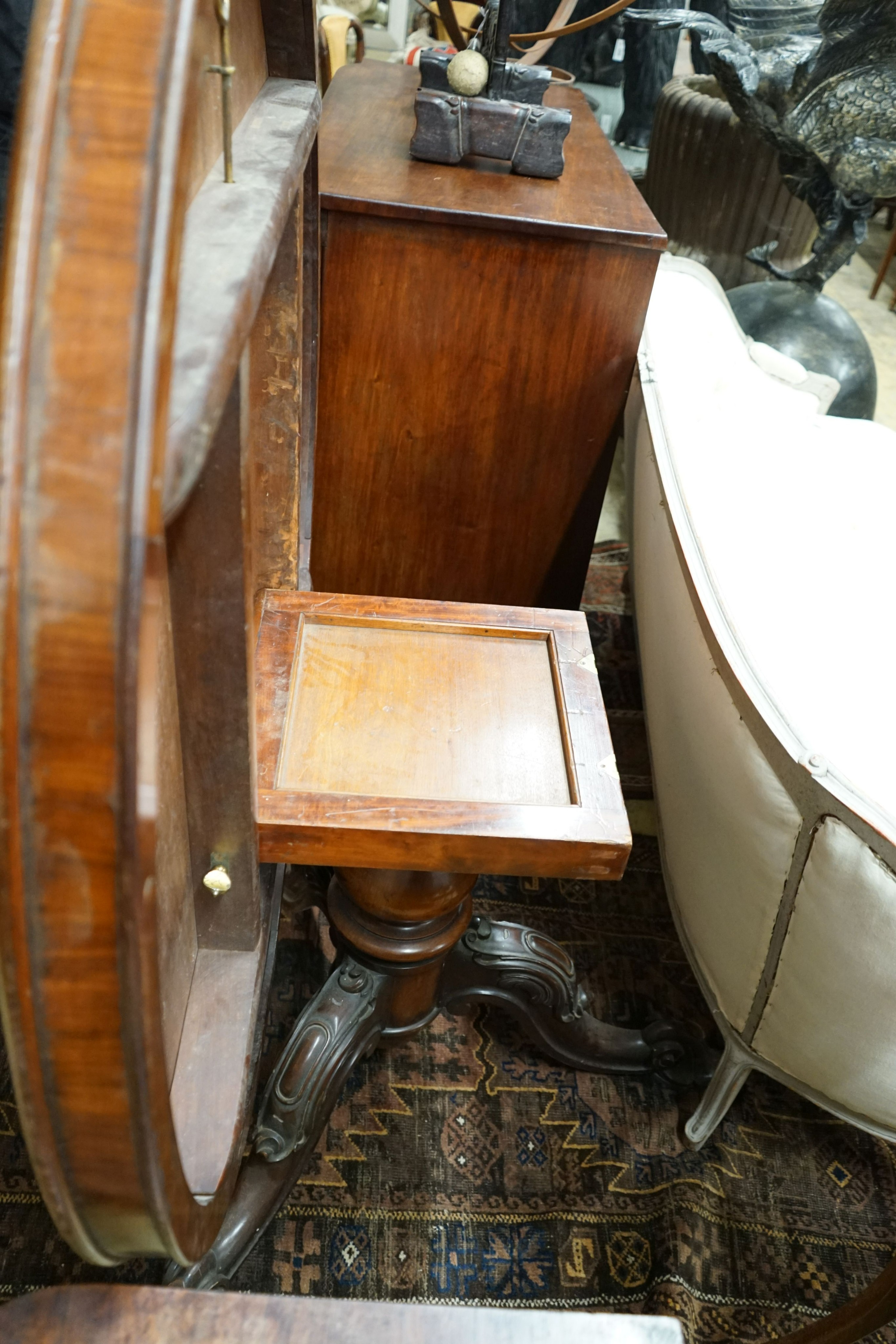 A Victorian mahogany circular tilt top breakfast table, diameter 126cm, height 72cm